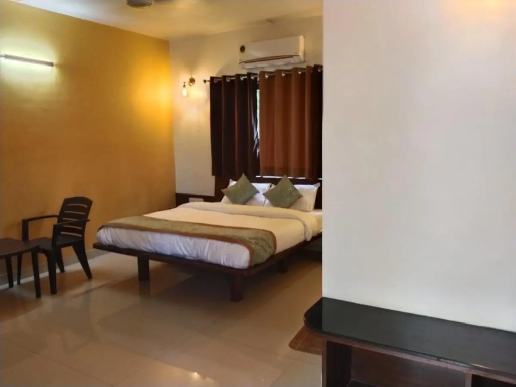Cocorico Beach Resort