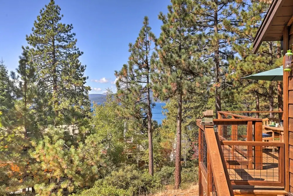 Hot Tub & Lake Tahoe Views: Kings Beach Lodge