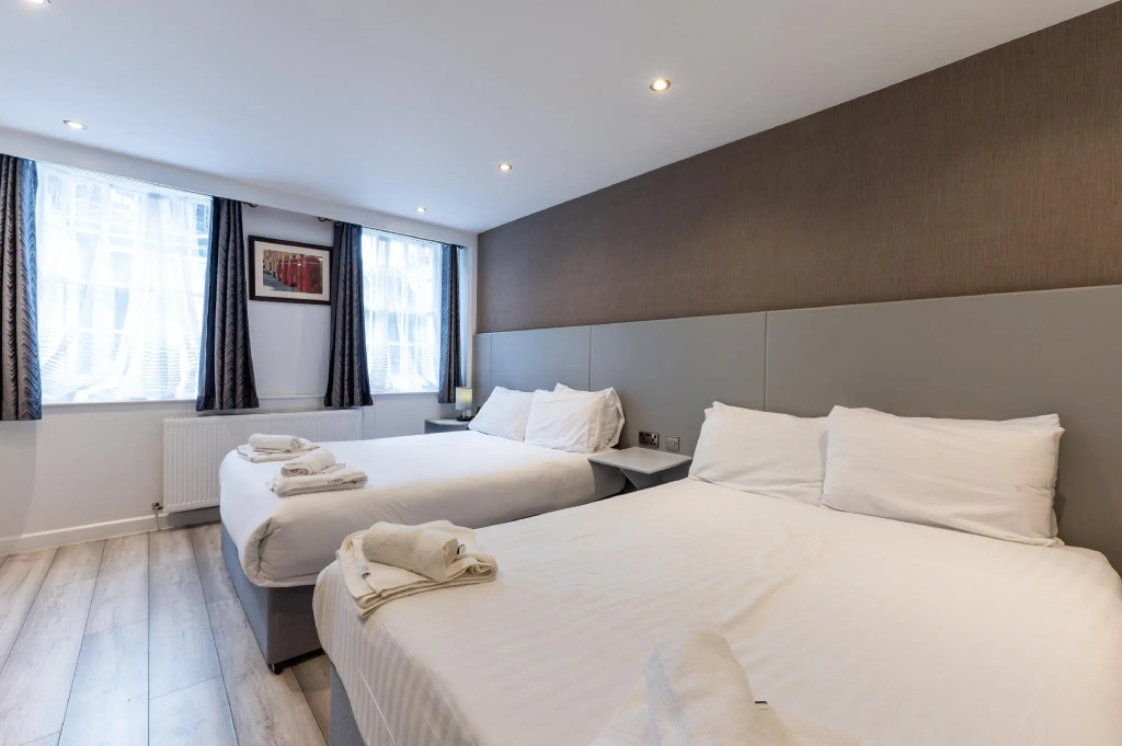 Belmont & Astoria Hotel
