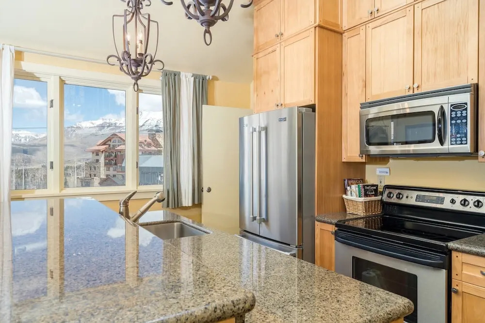 Blue Mesa 2 Unit Buyout by Avantstay 2 Units Centrally Located Ski In/ Ski Out Unit!