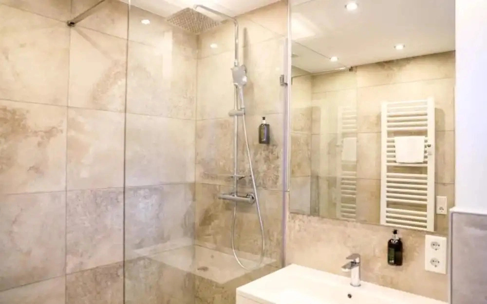 Helles und Modernes Appartement