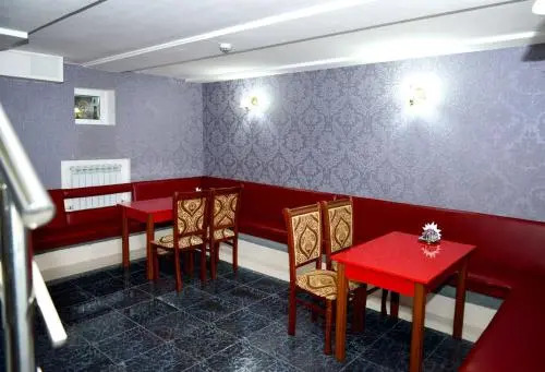Carat Hotel