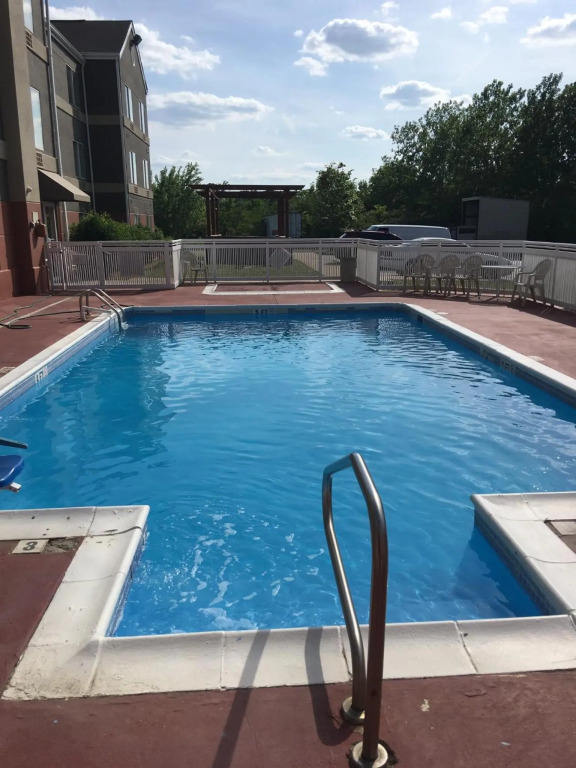 Budgetel Inns & Suites