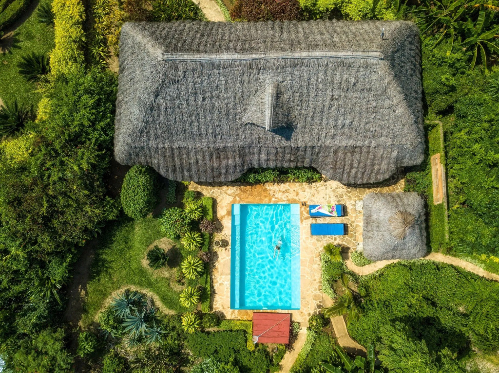 Zanzi Resort Private Paradise