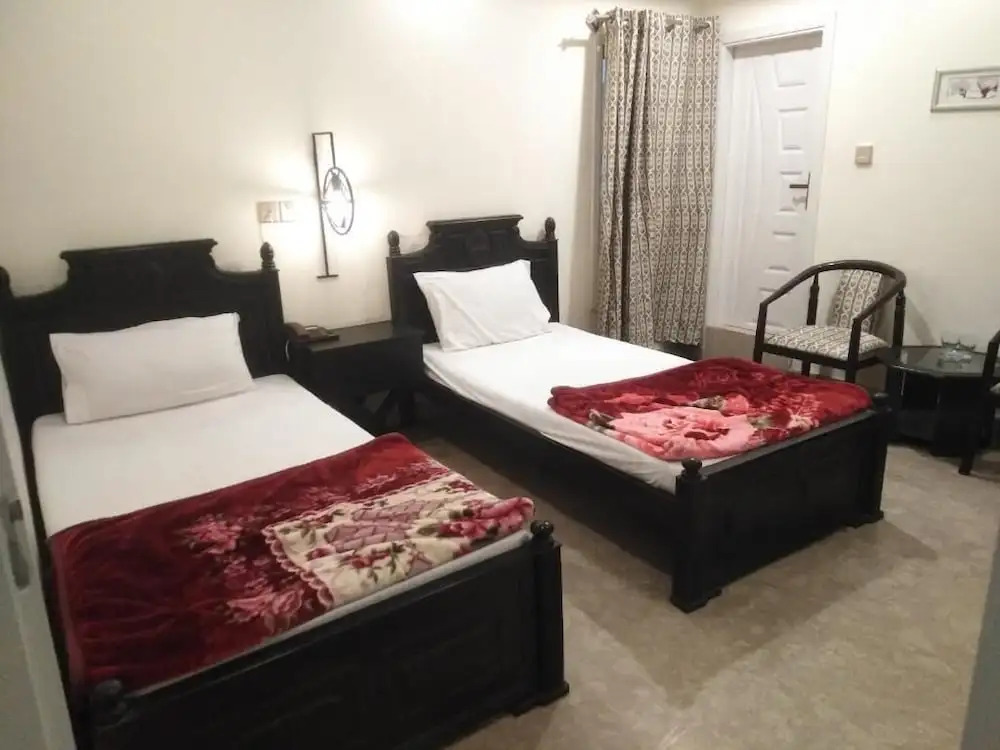 Thikana Hotel