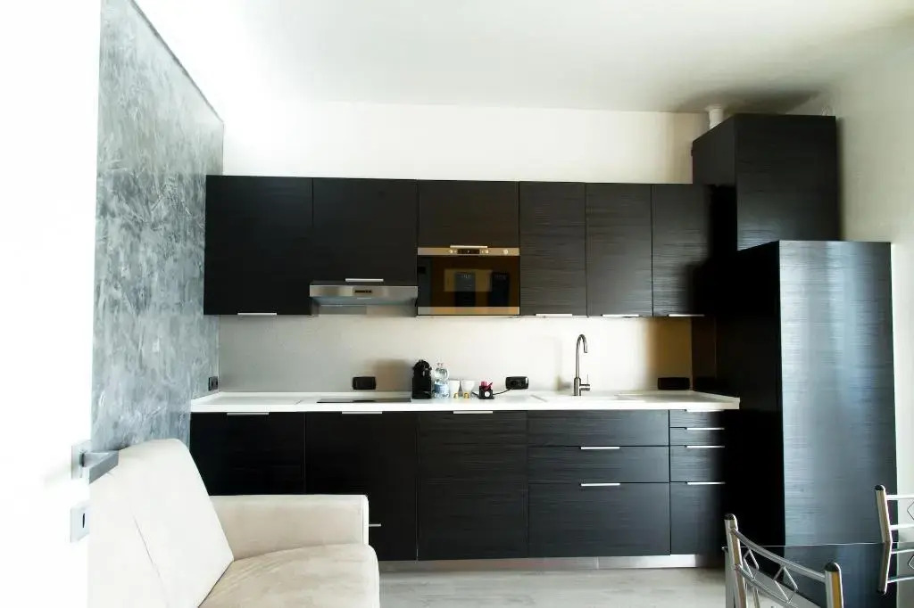 B2In Suite & Office