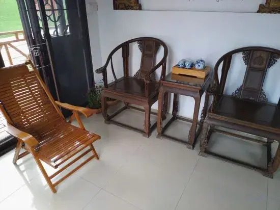 Xiaoqiao Renjia Inn