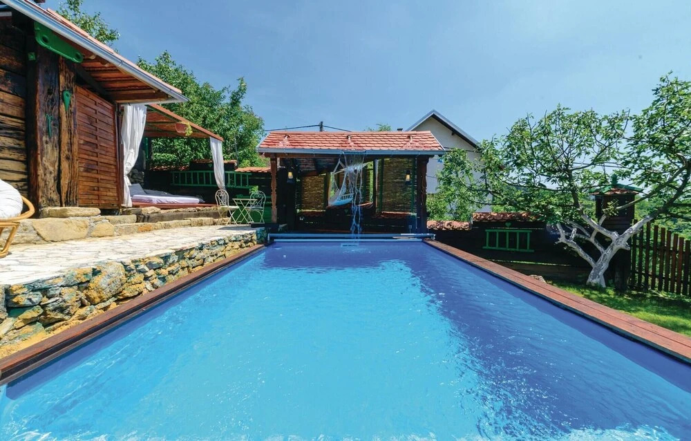 Amazing Home in Zagreb With 3 Bedrooms, Wifi and Outdoor Swimming Pool