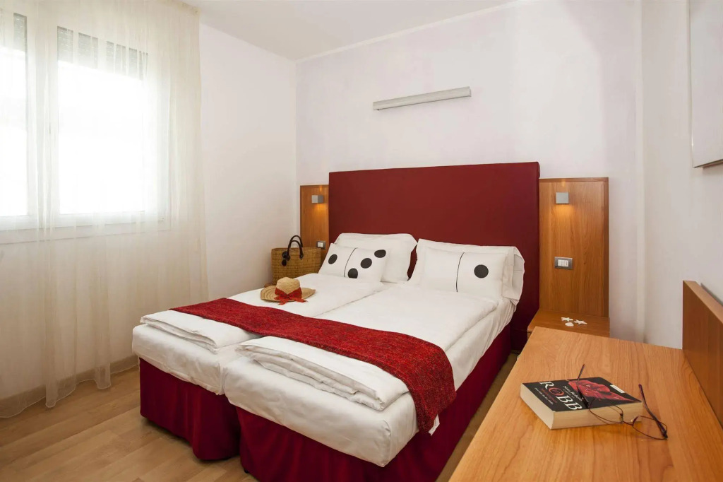 Domino Suite Hotel & Residence