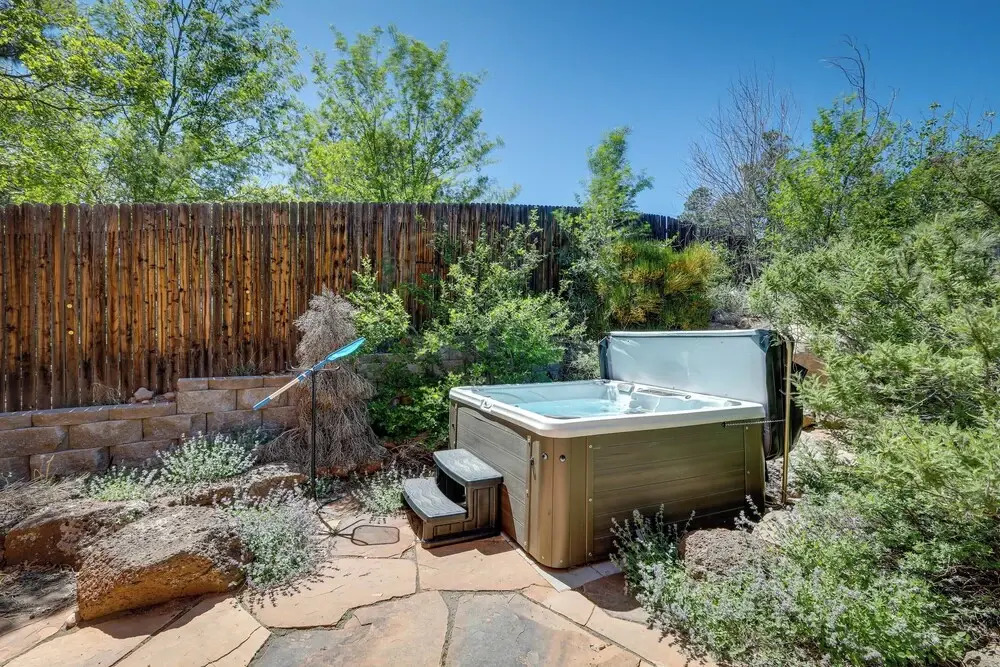 Spacious Flagstaff Home w/ Hot Tub & Fire Pit!