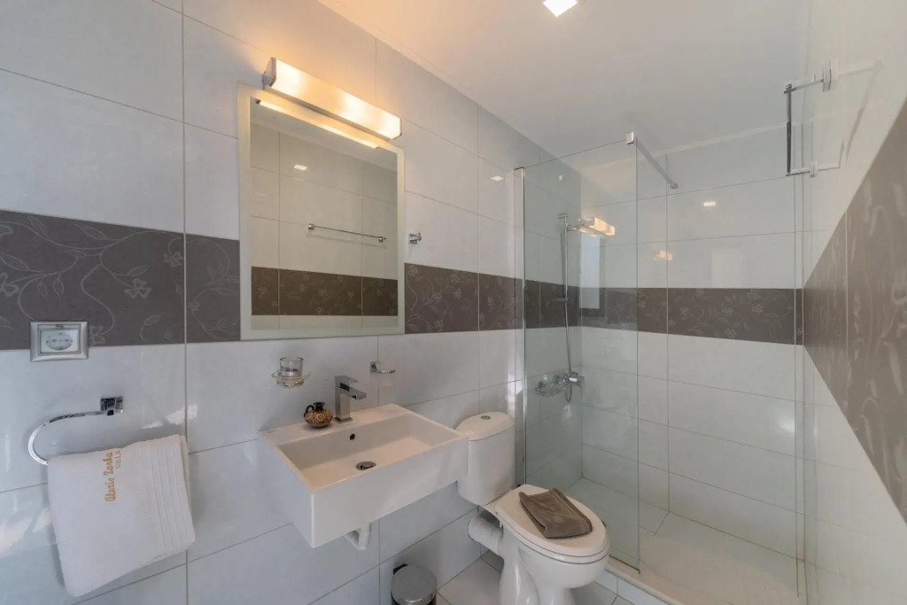 Alexis Zorba Villa - private pool & sea view - 8 min walk to beach