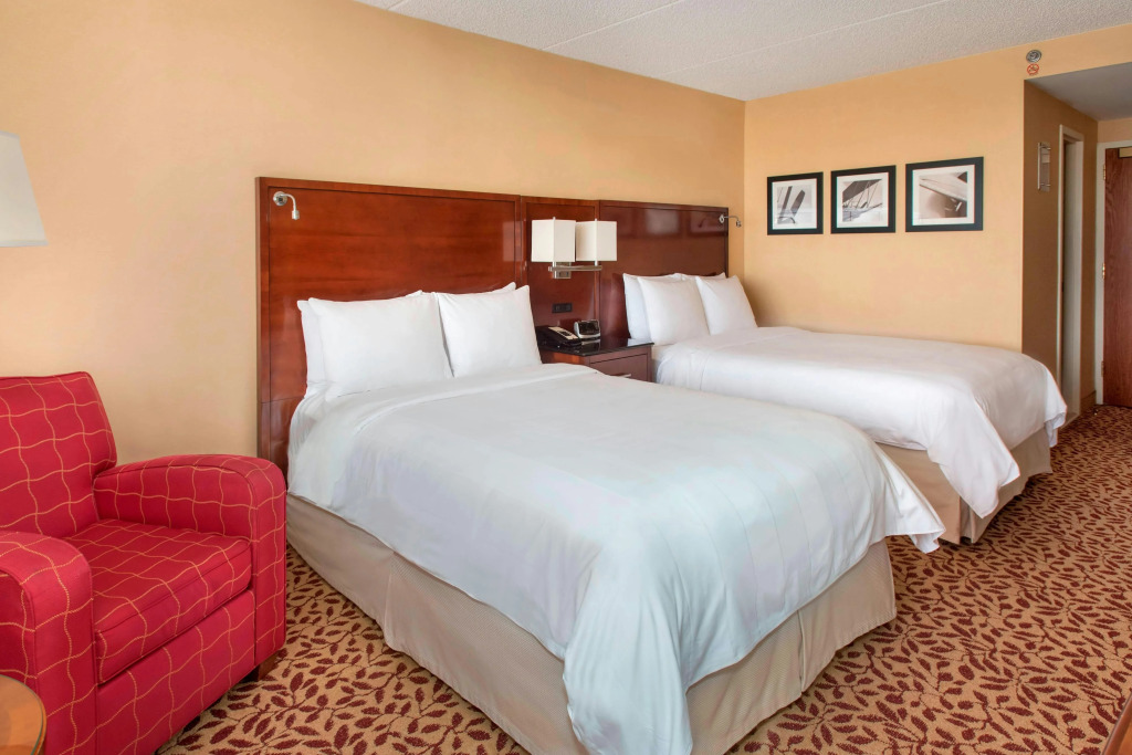 Long Island Marriott Hotel