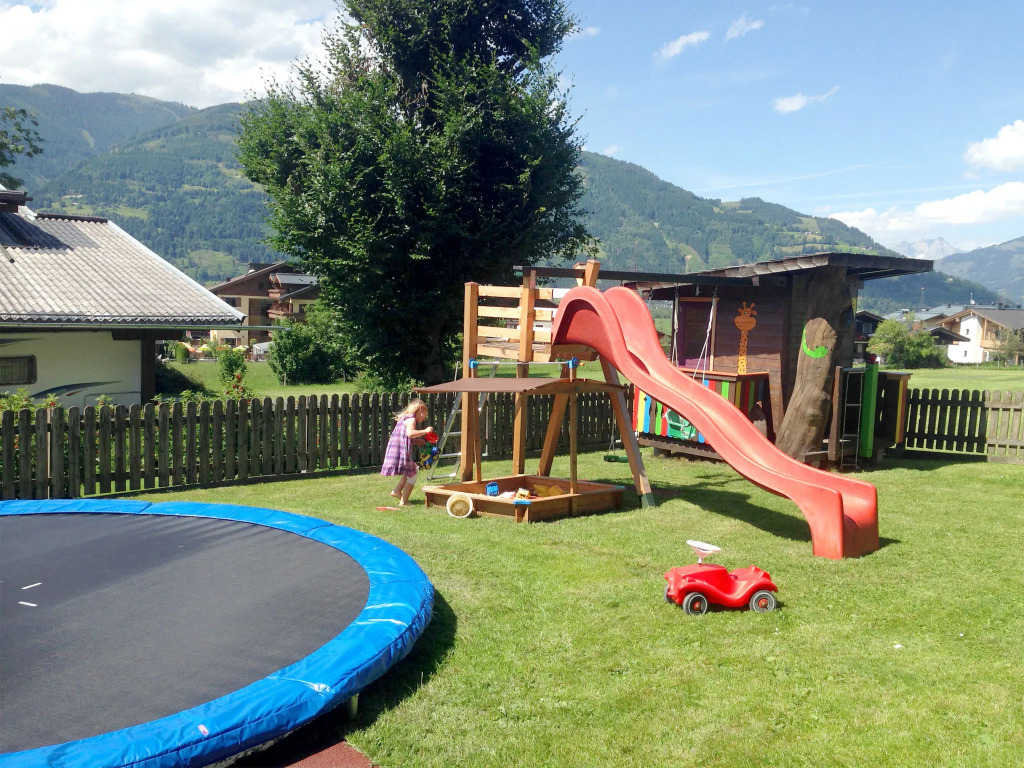 Haus Voglreiter - inkl Sommerkarte, zentrale und ruhige Lage, Garten mit Spielplatz