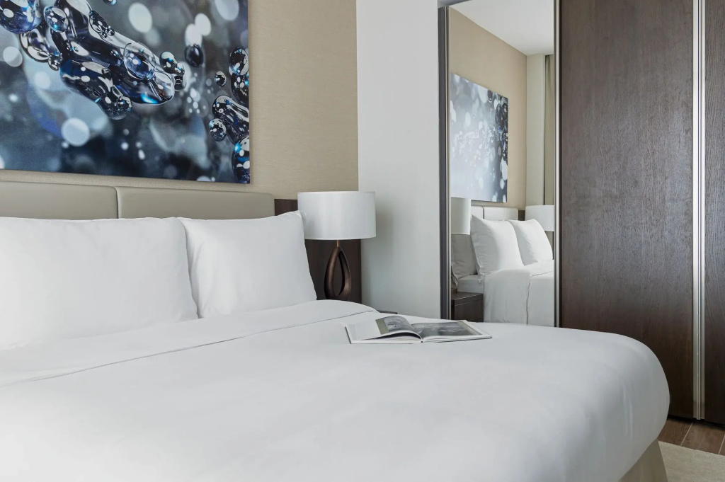 Jumeirah Living Marina Gate