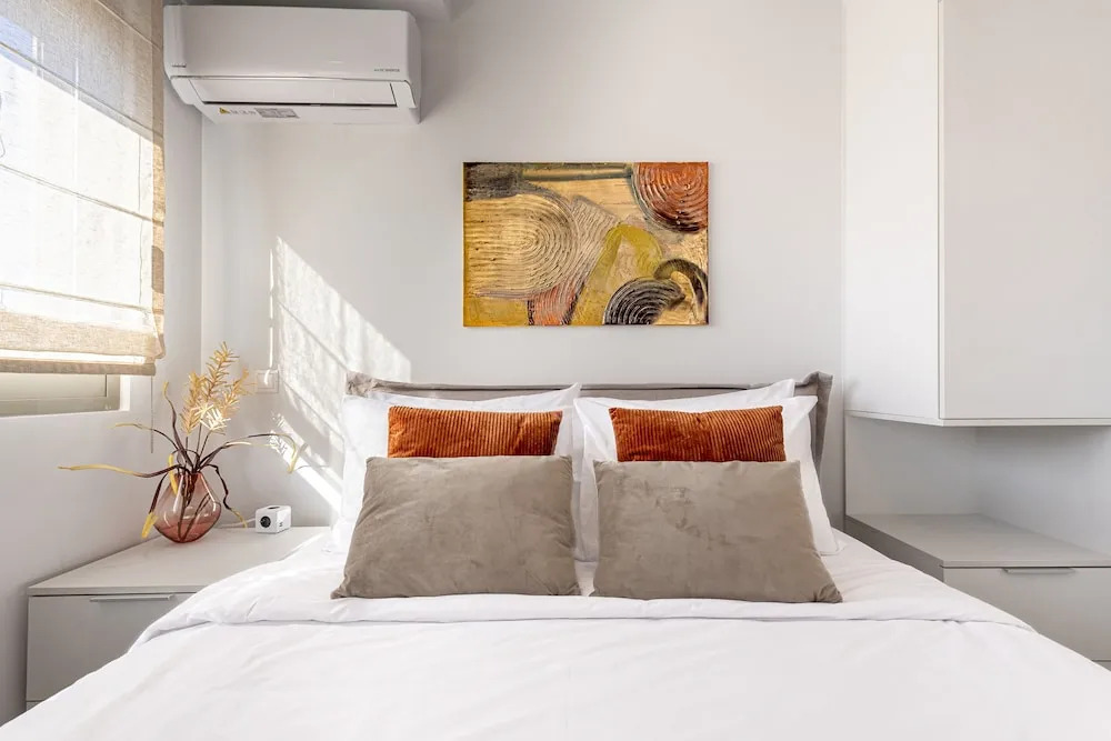 Phaedrus Living Luxury Penthouse Potamianou
