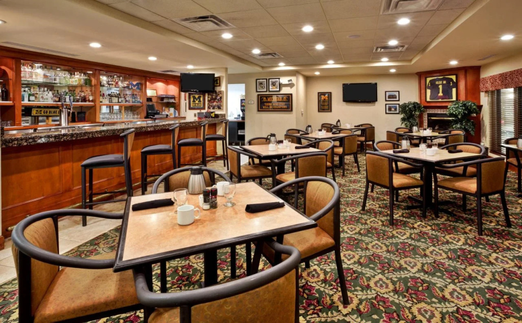 Holiday Inn Hotel & Suites Ann Arbor University of Michigan Area by IHG
