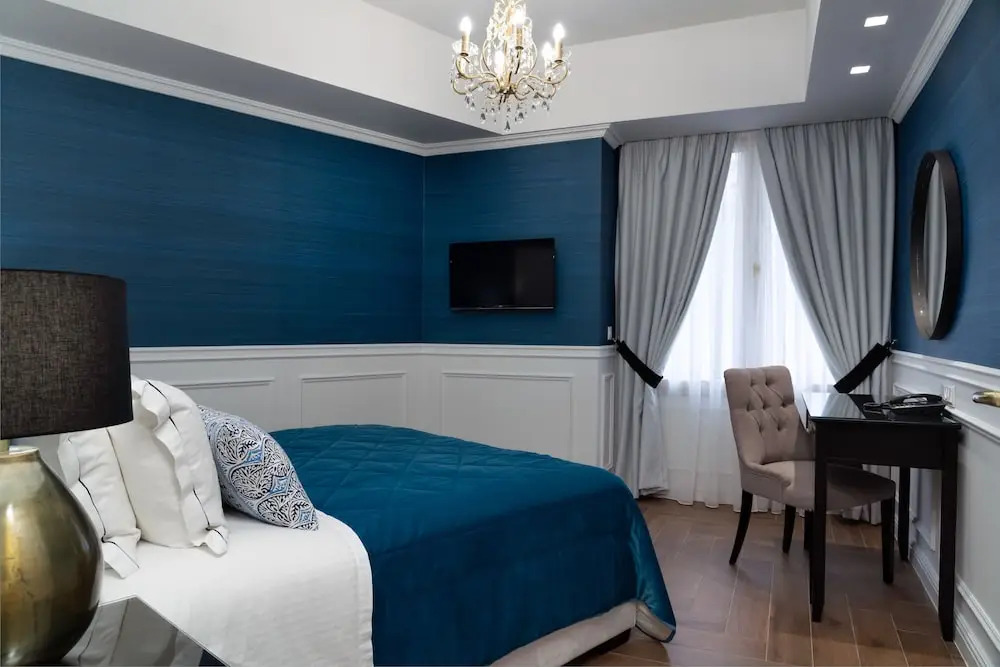 Evripidou Suites