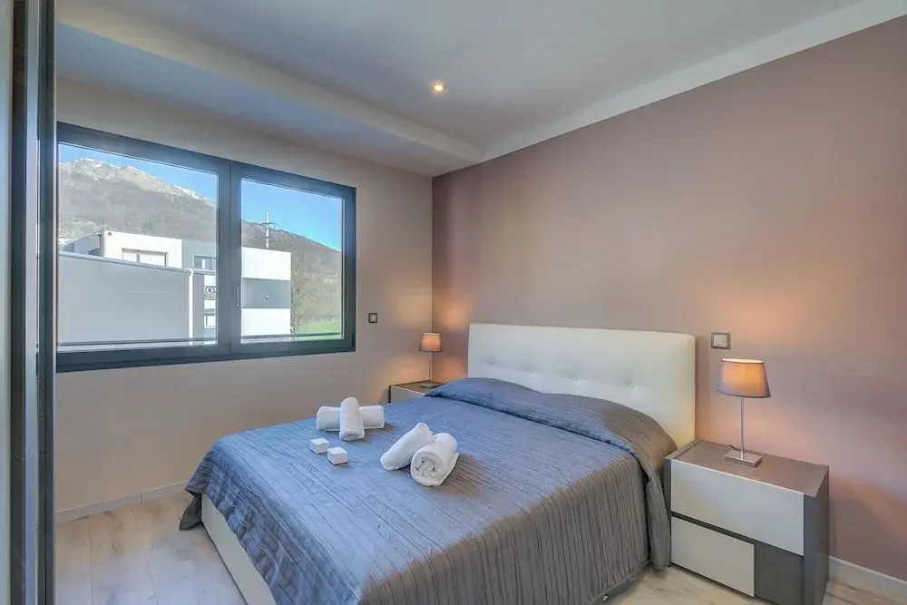 4 Seasons Apartment