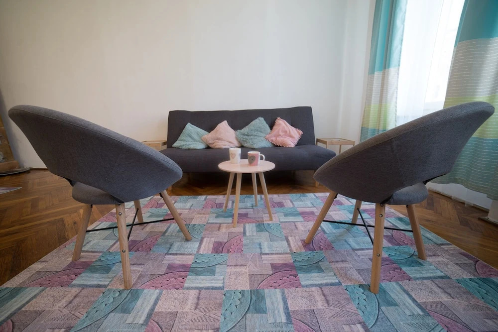Mathe Apartments 4