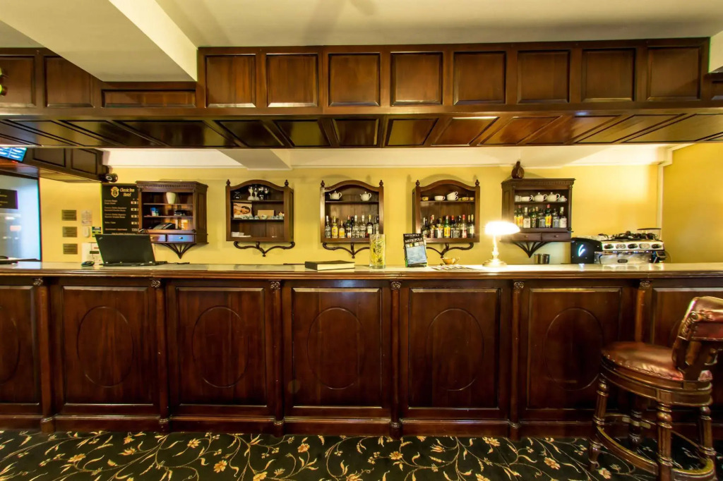 Classic Inn Hotel