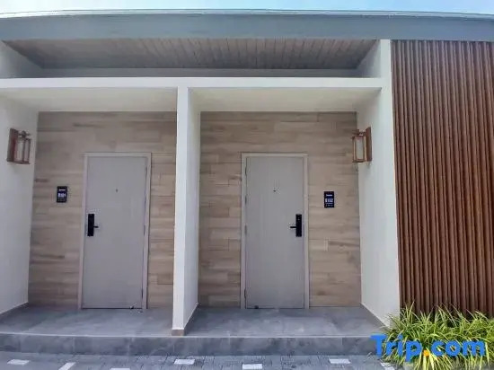 Tonnam pool villa