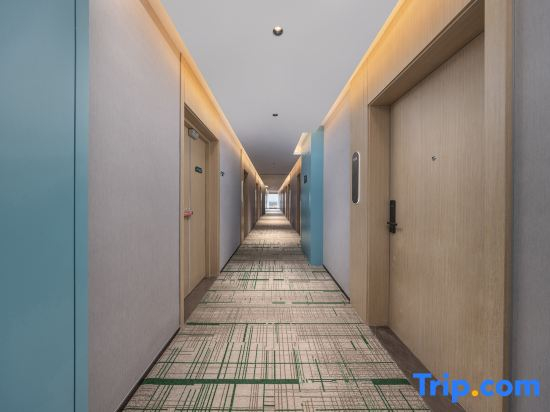 Liyi Hotel (Chongqing Bishan CBD Financial Street Xiuhu Park Branch)