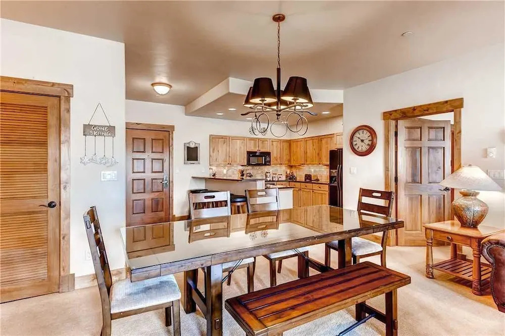 3110 Champagne Lodge, Trappeur's Crossing Apartment 3