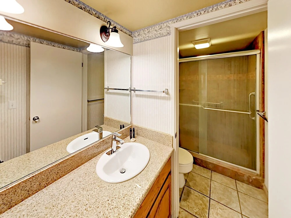 Lake Tahoe Condo #503 2 Bedrooms 2 Bathrooms Condo