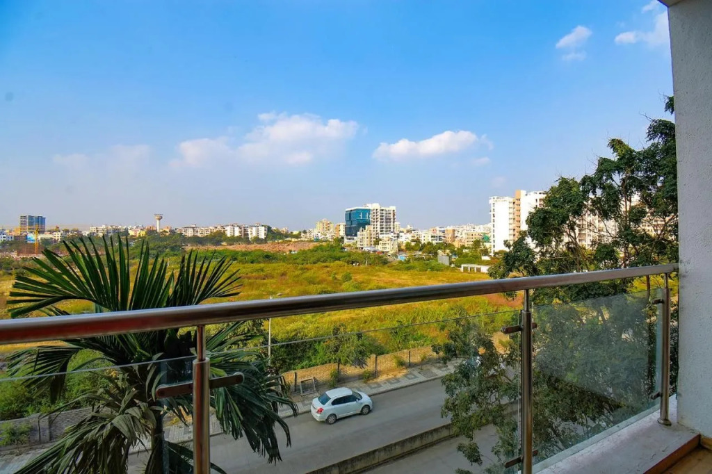 FabHotel Sky Vista Inn
