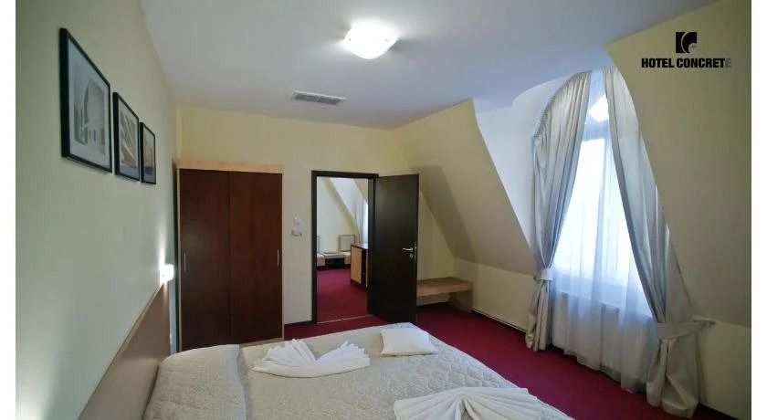 Hotel Concrete