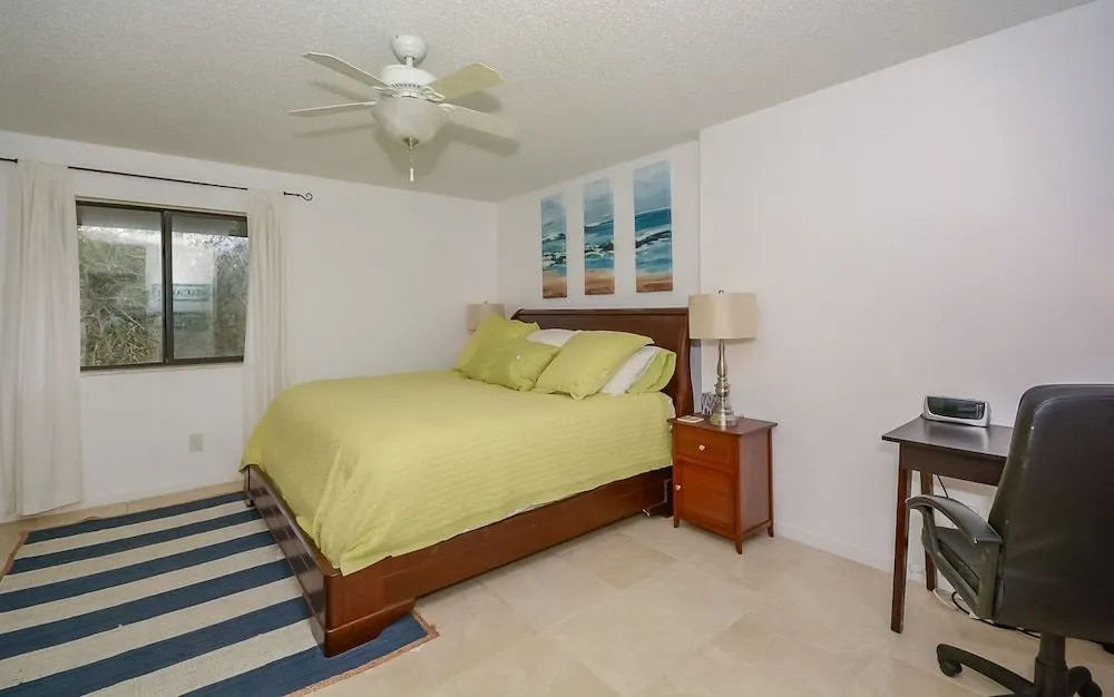 SC204 Sea Woods by RedAwning