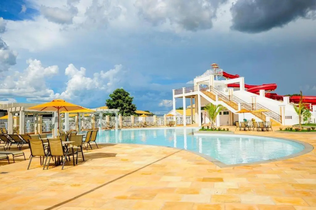 Lacqua diroma Caldas Novas - Piscinas 24 horas - Apartamentos com Roupa de Cama e banho - Caldas Tur