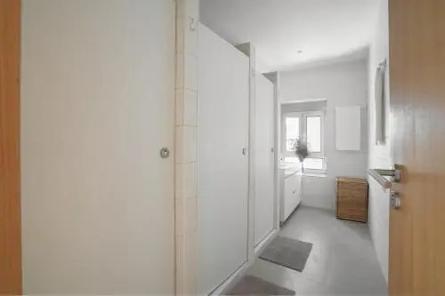 Peach Hostel & Suites