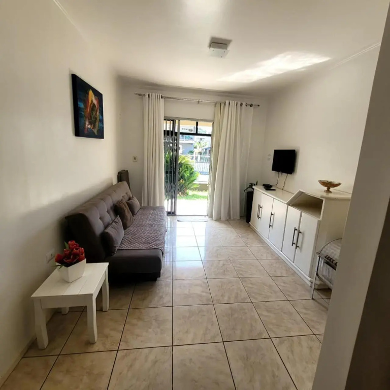 Bombinhas Brasil Residence II Guest House