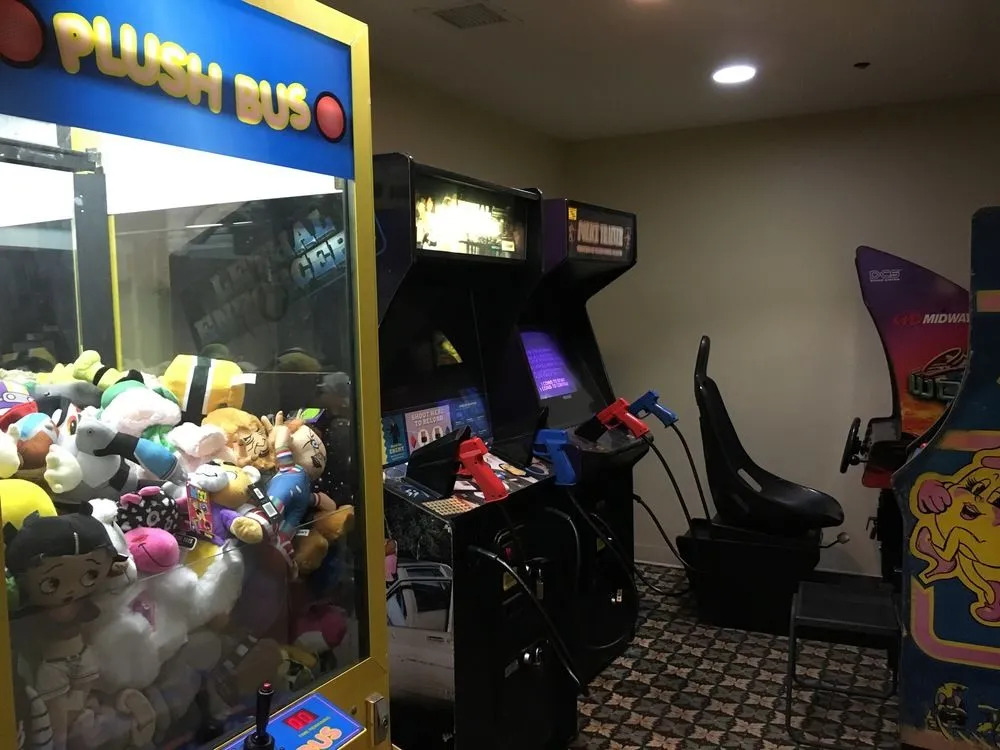 Norwood Inn & Suites