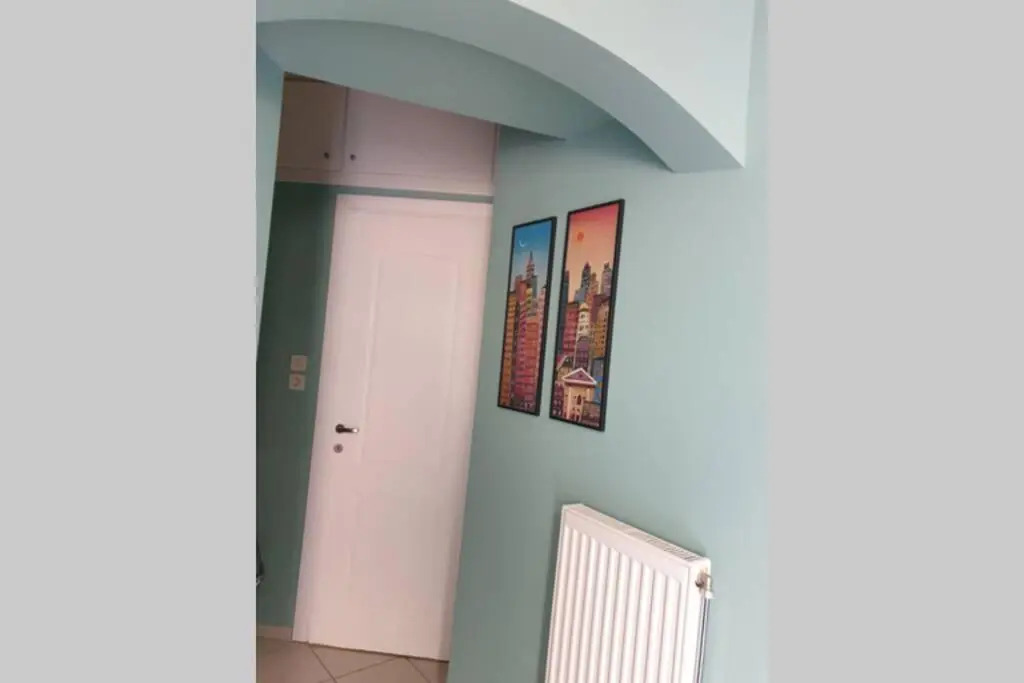 central studio very close to the port of Volos