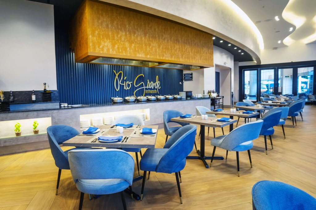 Wyndham Guayaquil, Puerto Santa Ana