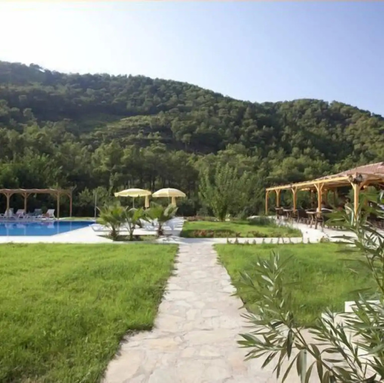 Yonca Hotel