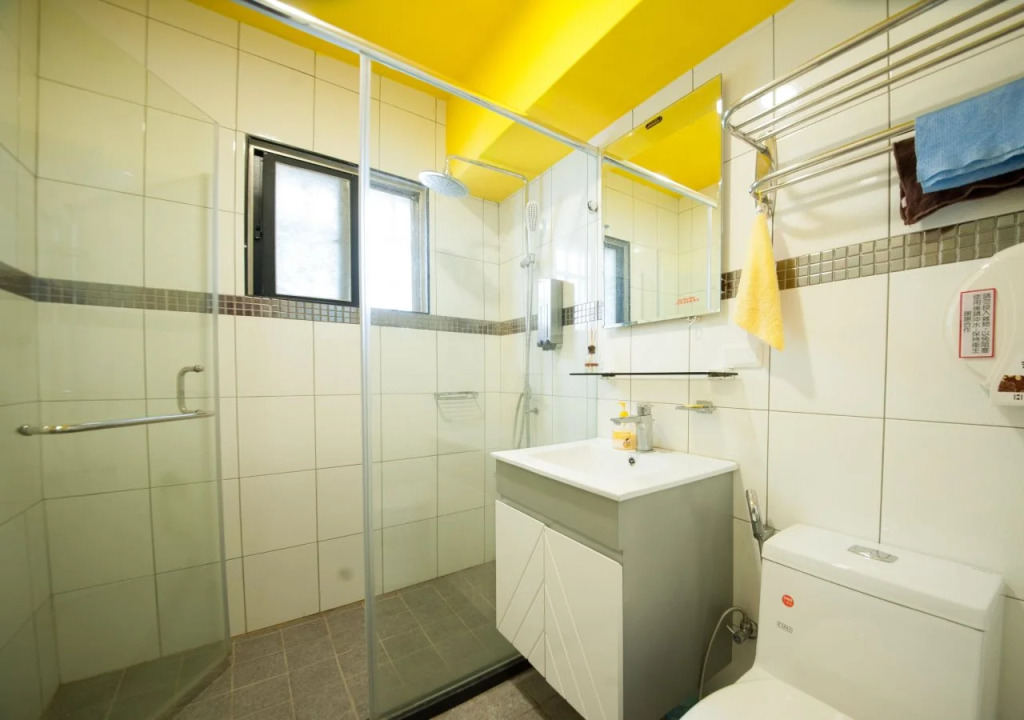 Aires Hostel