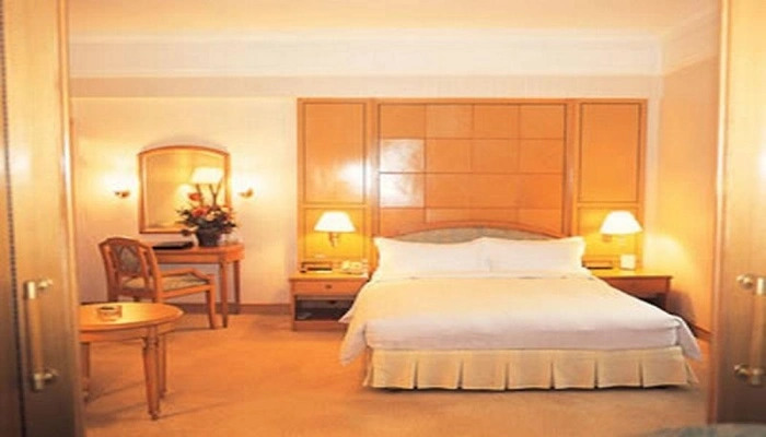 Yicheng Business