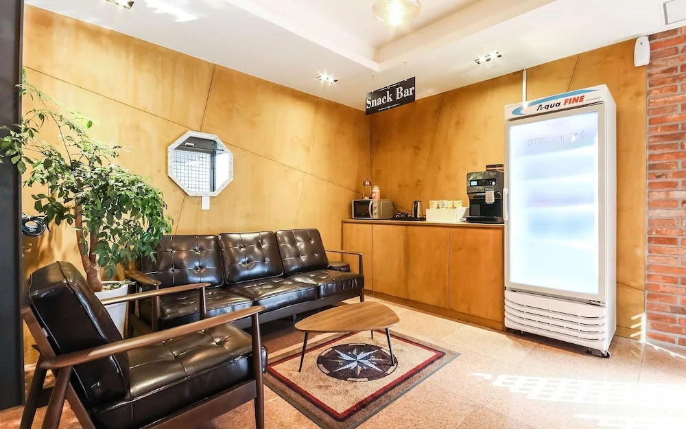 Yeosu Hotel The B