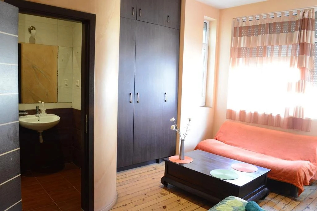 Elegance on a Budget - Rooms for Rent in Sofia Center