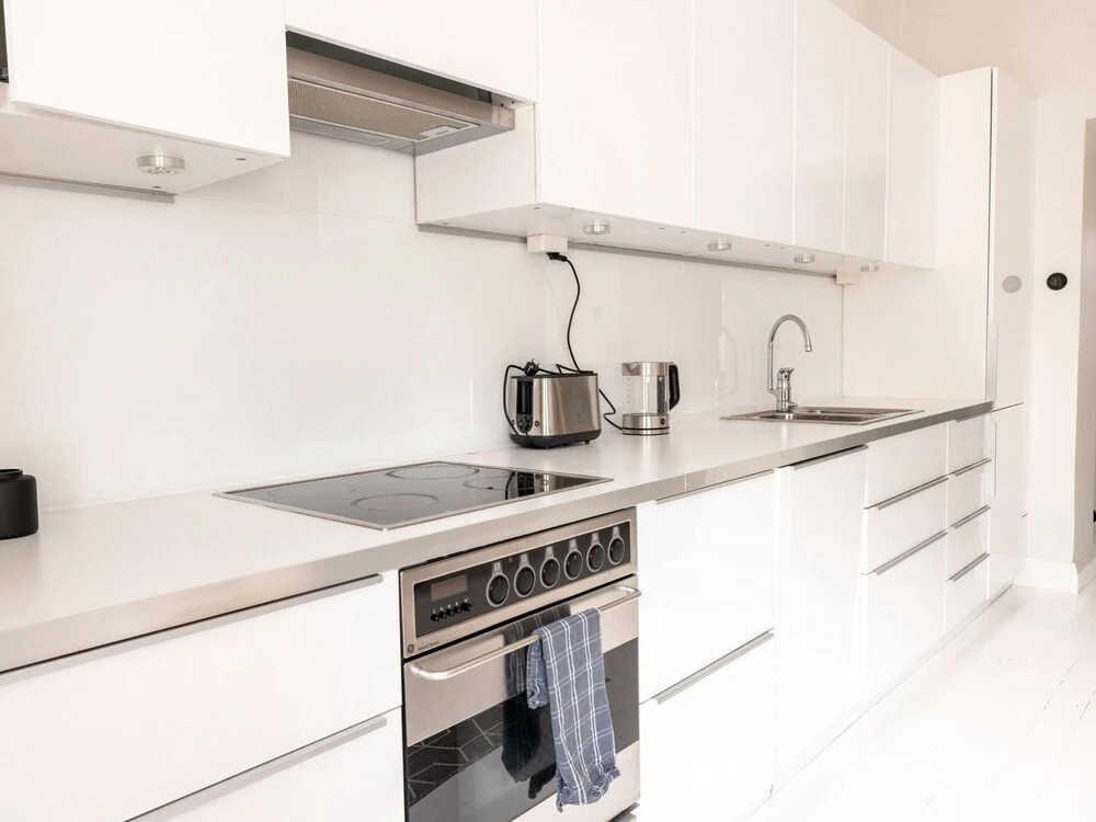 2ndhomes Deluxe 2BR Top Floor Apartment