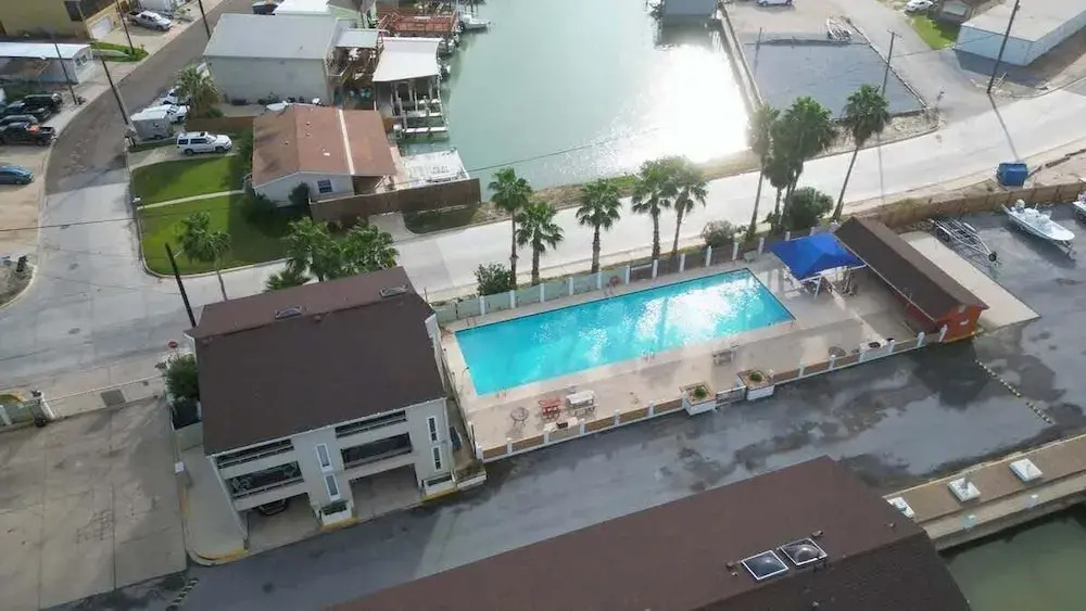 Oyster Cove 2 Bedroom Condo by RedAwning