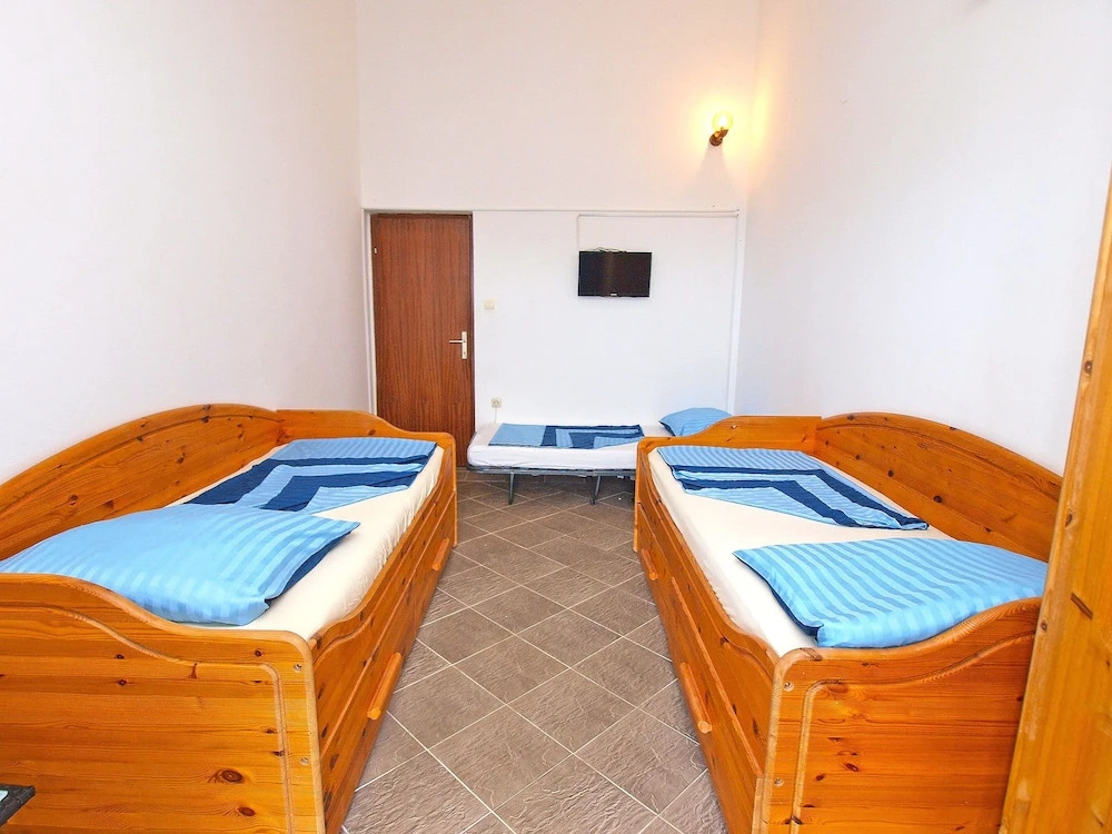 Apartments Ivan 65