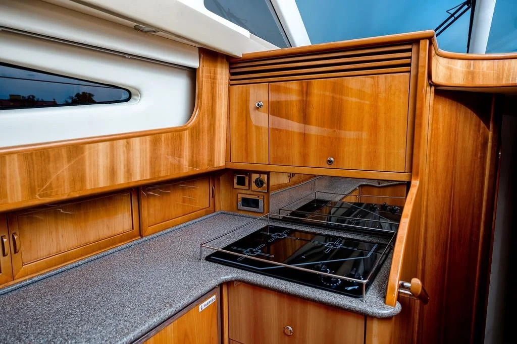 Alex Yacht