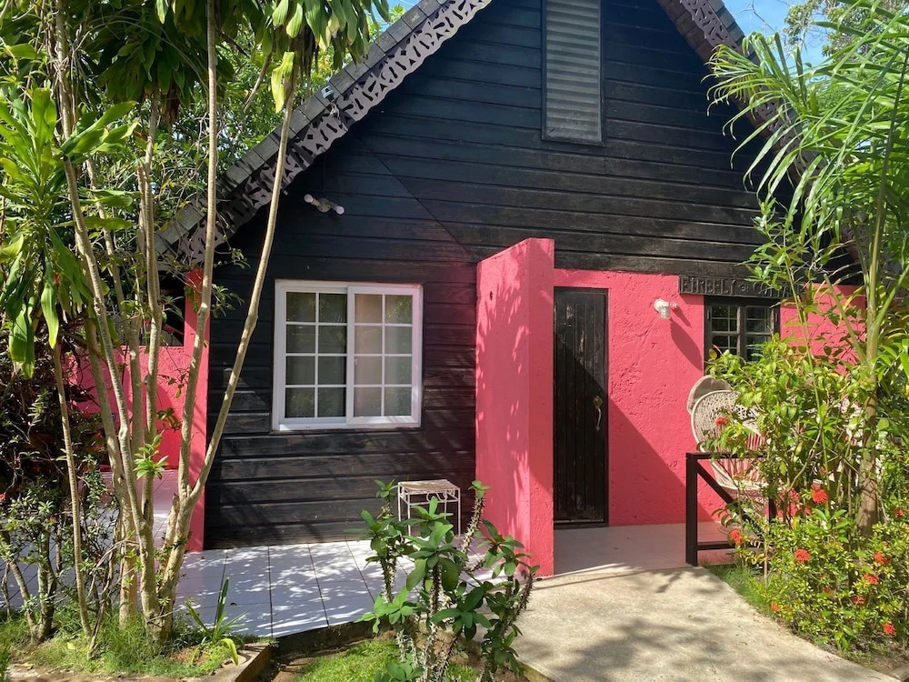Firefly Beach Cottages