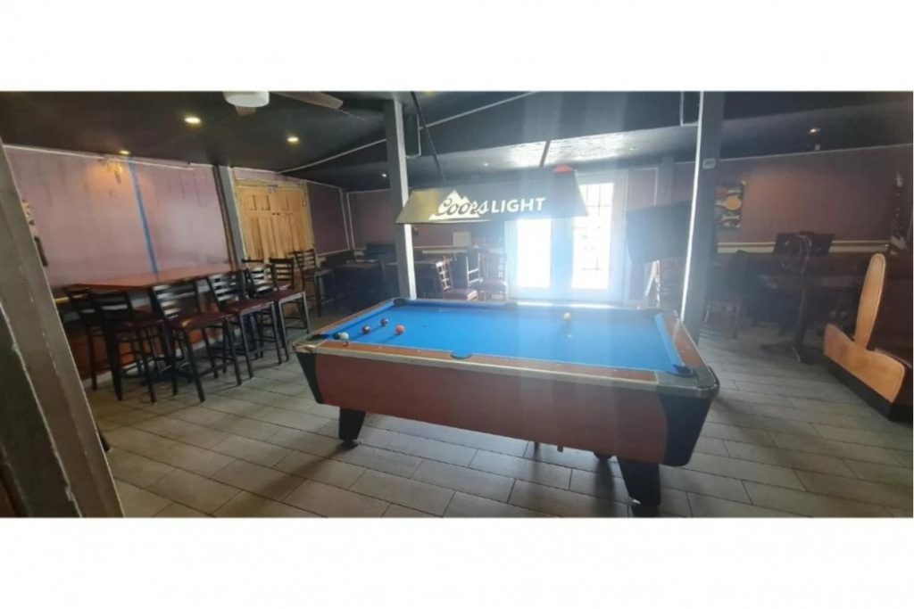 Werrys Cottages and Pub By OYO East Stroudsborg - Weekly Stays