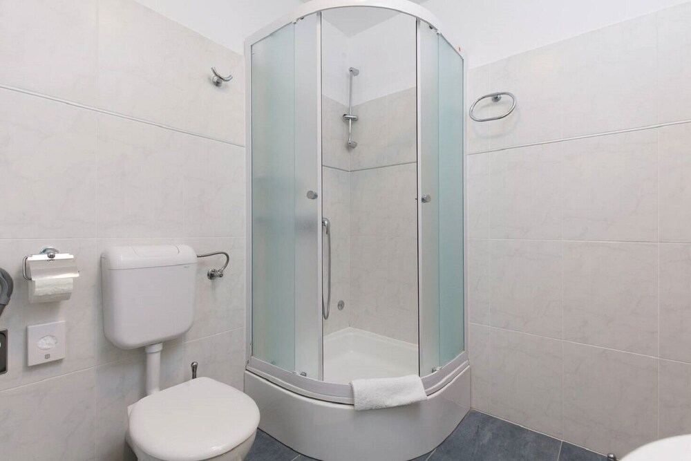 Apartment Ljilja