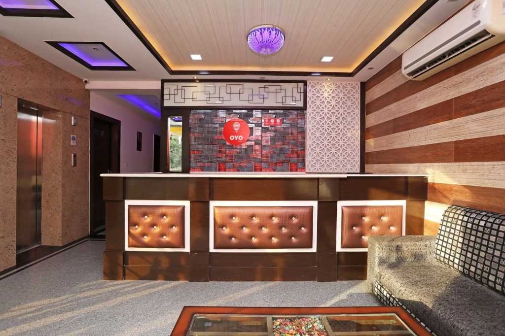 OYO 10454 Hotel Riviera